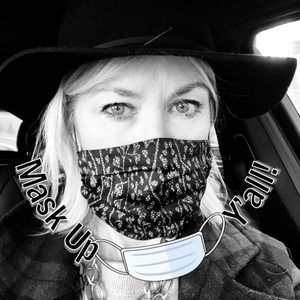 Meet your Posher, Kira